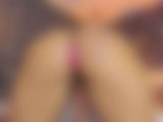 Live cam show with megan-woll - Fingerass on Instabang