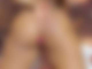 Live cam show with megan-woll - Fingerass on parknlotfishbdy