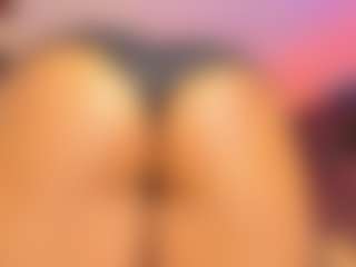 Live cam show with megan-woll - Spankass on AdultVida.com