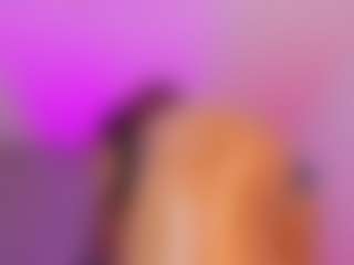 Live cam show with megan-woll - Black Shaved Pussy on EXY