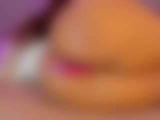 Live cam show with megan-woll - Ebony on Camsoda | colombia