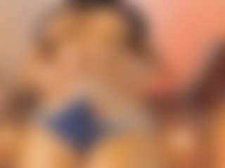 Live cam show with megan-woll - Ebony Shaved Pussy on Camsoda