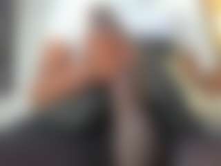 Live cam show with HUGE_COCKHOT - Black Hair on Camiplay Live