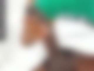 Show de câmera ao vivo com HUGE_COCKHOT - Tease no Camsoda