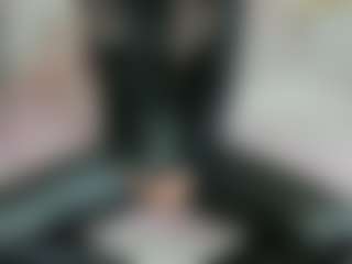 Live cam show with valeriasecret - Average on xfollow cams