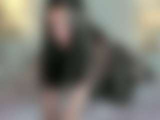 Live cam show with valeriasecret - Brown Eyes on Cam Slut
