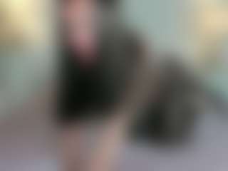 Live cam show with valeriasecret - Smoking on Uber Horny