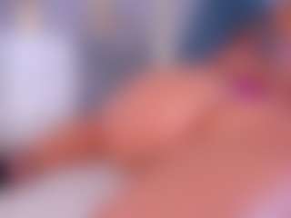 Live cam show with mila saenz - Public on AdultVida.com