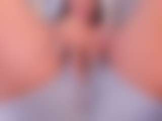 mila saenz's Live Sex Cam Show