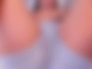 mila saenz's Live Sex Cam Show