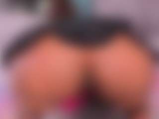mila saenz's Live Sex Cam Show