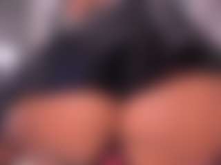 mila saenz's Live Sex Cam Show