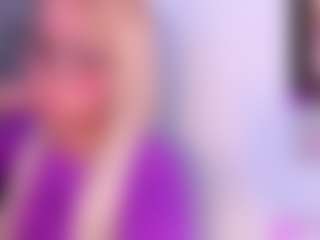 Live cam show with kimberlin-cam - Camel Toe on TottyGirls