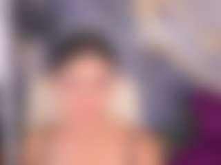 Live cam show with SonnyKage - Average on xblisslive.com