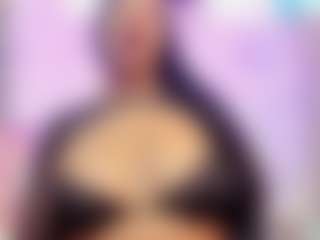 Live cam show with ebony-priincess - Ebony on camwithhim.com | colombia