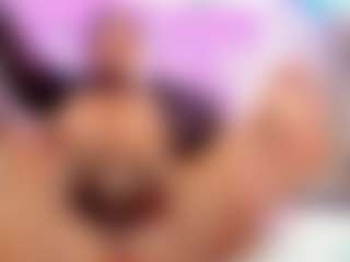 Live cam show with ebony-priincess - Ebony Blowjob on TastyBlacksLive