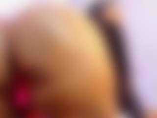 Live cam show with ebony-priincess - Black Amateur on galaxygirlnitro.com