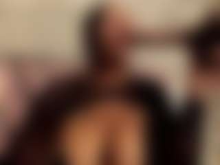 Live cam show with ebony-priincess - Curly on camtv