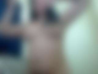 jullymessyy's Live Sex Cam Show