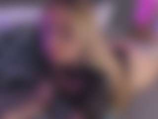 Curvy Misha's Live Sex Cam Show