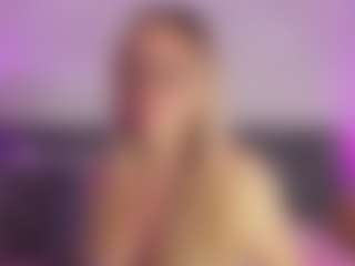 Curvy Misha's Live Sex Cam Show