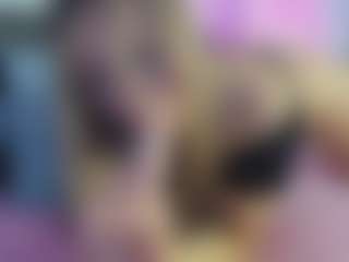 Curvy Misha's Live Sex Cam Show