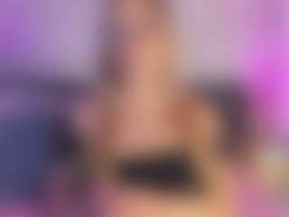 Live cam show with Curvy Misha - Latina on Camsoda | colombia