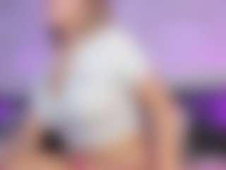 Curvy Misha's Live Sex Cam Show