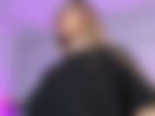 Curvy Misha's Live Sex Cam Show