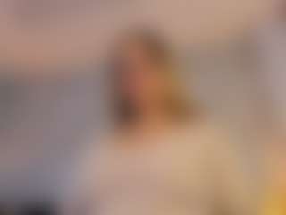 Live cam show with Curvy Misha - Brown Eyes Blonde Hair on Camsoda