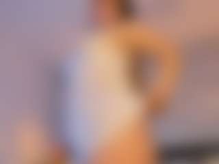 Curvy Misha's Live Sex Cam Show