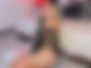 Live cam show with Curvy Misha - Blonde Hair on Camsoda