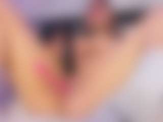Curvy Misha's Live Sex Cam Show