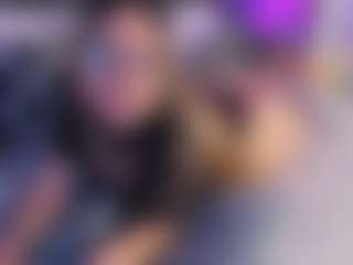 Curvy Misha's Live Sex Cam Show