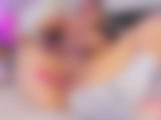 Curvy Misha's Live Sex Cam Show