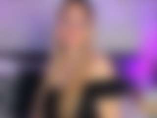 Live cam show with Curvy Misha - Cute on MyBangCams
