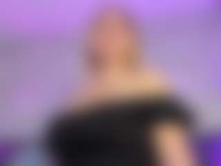 Live cam show with Curvy Misha - Twerk on boobsie.com