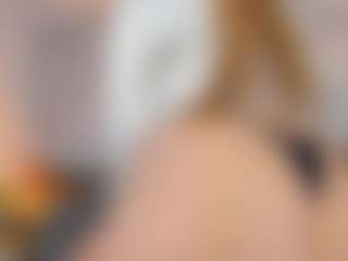 Curvy Misha's Live Sex Cam Show