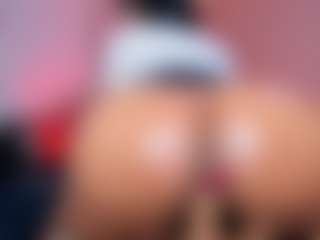Ximena-Case's Live Sex Cam Show