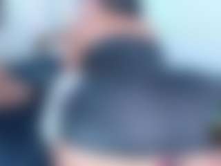 Live cam show with Ximena-Case - Fingering on Soda Cam
