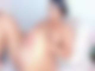 Live cam show with Ximena-Case - Shaved Pussy on Camsoda