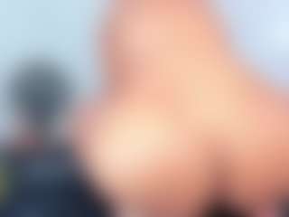 Live cam show with Ximena-Case - HD Toys on Camsoda