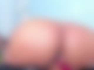 Ximena-Case's Live Sex Cam Show