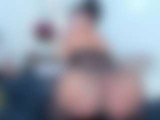 Live cam show with Ximena-Case - Pov on Camsoda