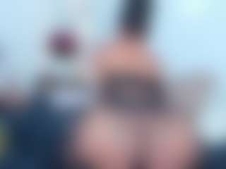 Live cam show with Ximena-Case - Pov on Camsoda