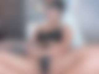 Live cam show with Ximena-Case - Eating Pussy on sexytreat.net