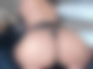 Live cam show with Ximena-Case - Athletic on Camsoda