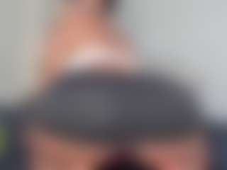 Ximena-Case's Live Sex Cam Show