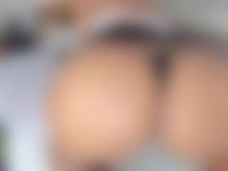 Ximena-Case's Live Sex Cam Show