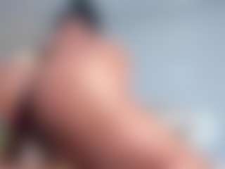 Live cam show with Ximena-Case - Big Tits Brown Hair on CamwithHer